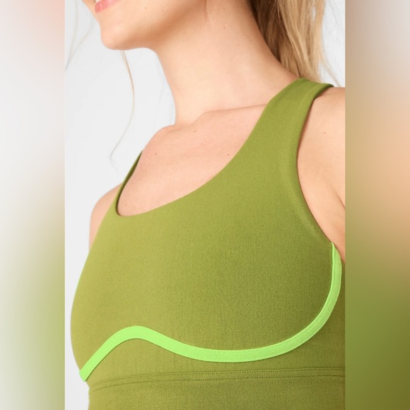 Fabletics Earth Day Outfit 🌏🌱 - Picture 7 of 11